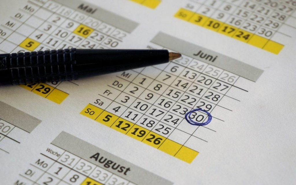Companies on different operating calendars